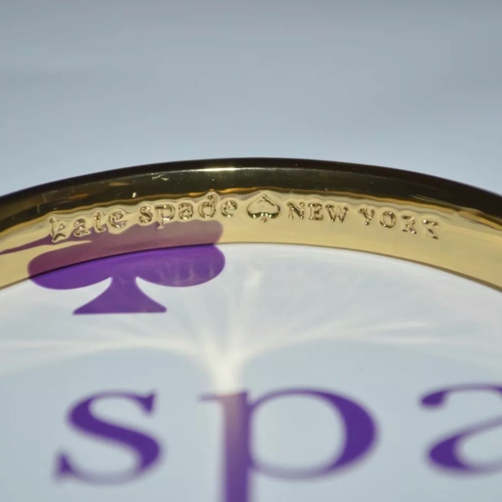 💙FINAL PRICE💙Kate Spade spot the Spade bangle - Picture 5 of 8